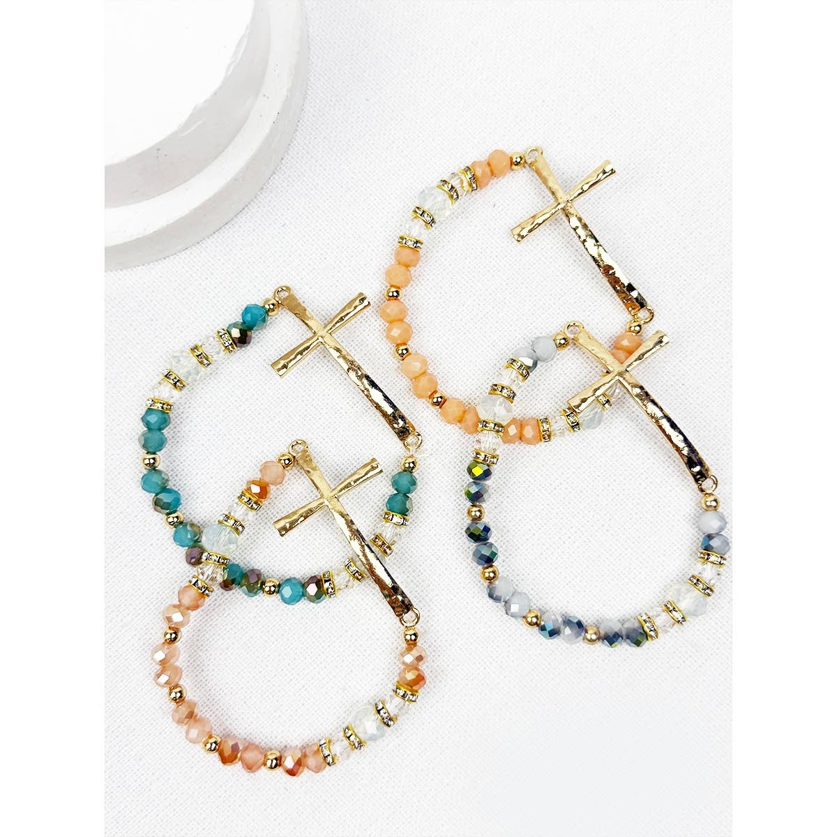 Hammered Cross Bead Stretch Bracelet